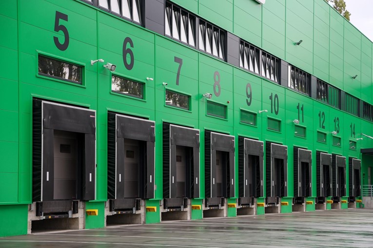 Industrijska vrata - brza rolo vrata i pretovarne tehnike